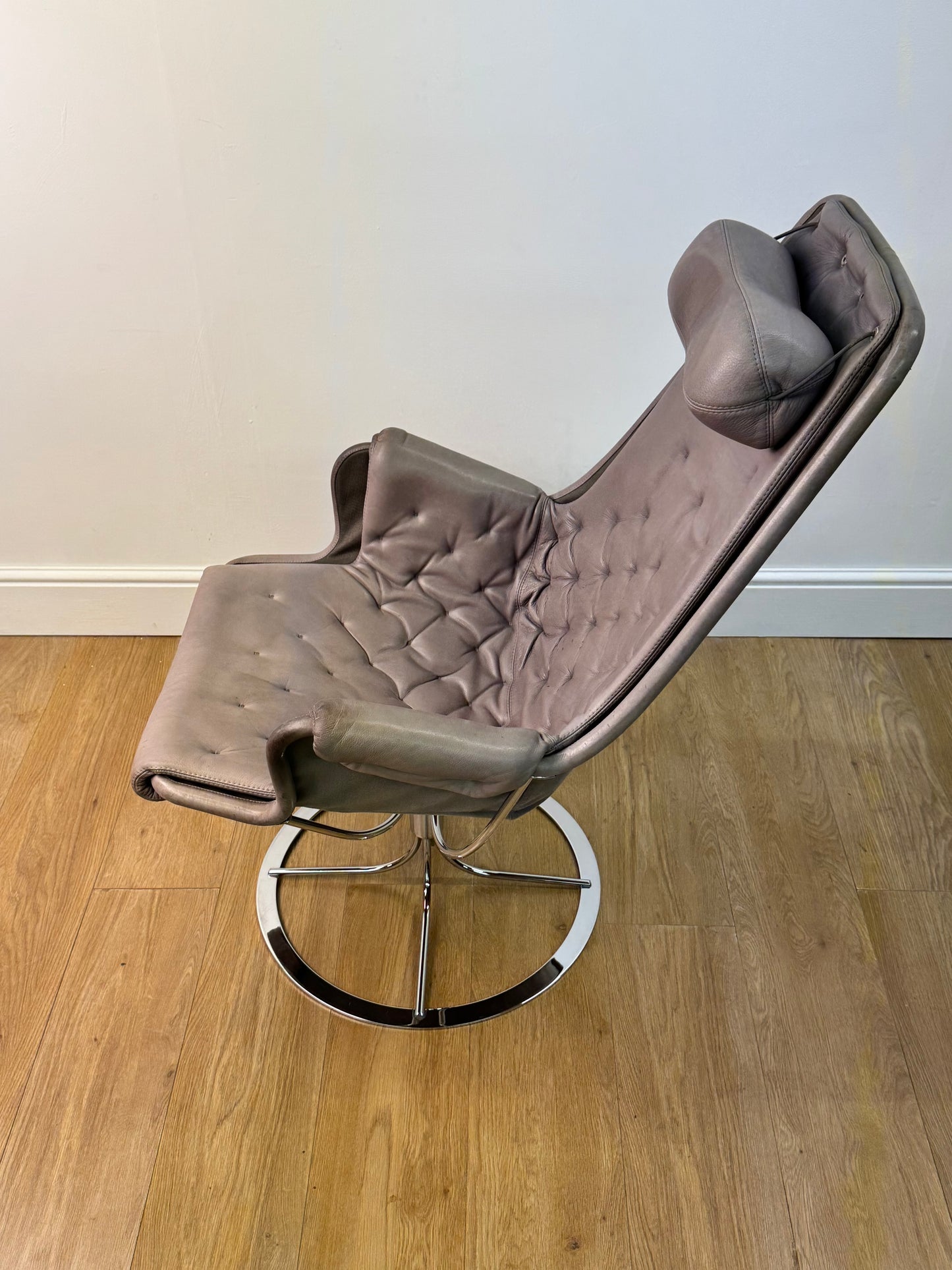 Jetson chair by Bruno Mathsson Sweden