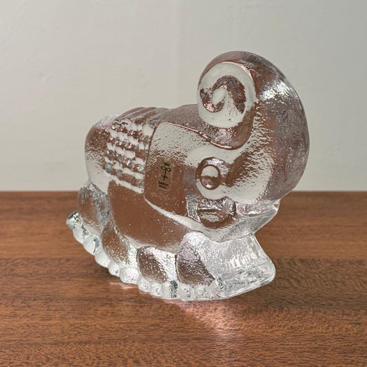 Brutalist glass elephant by Lars Hellsten 1970s