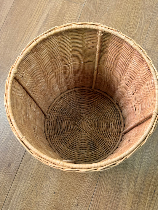 1970s wicker waste paper bin