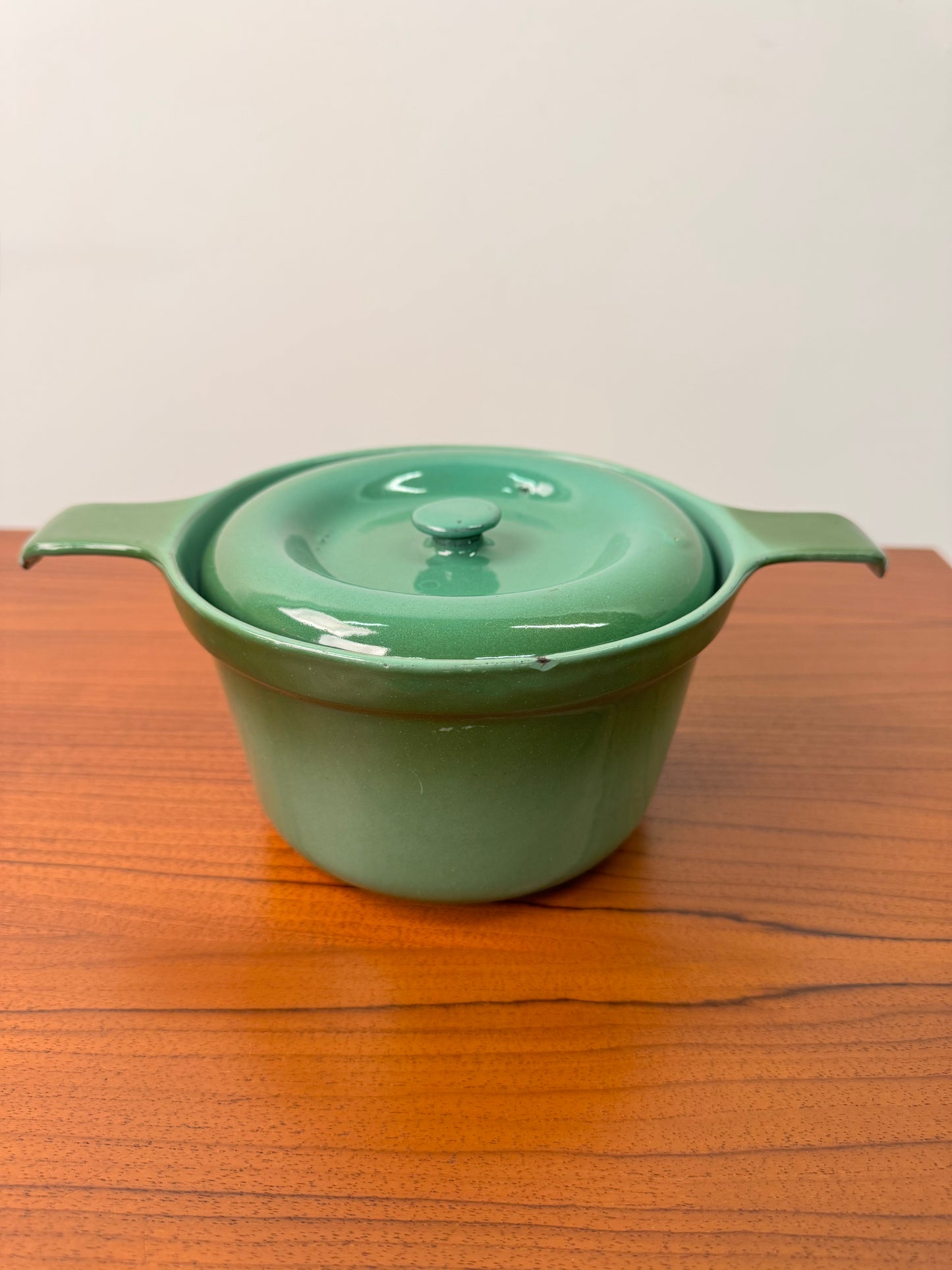 Cast iron ovenware by Radaware