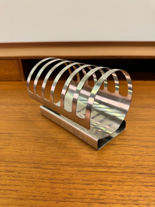 Pinnock toast rack for Nutbrown