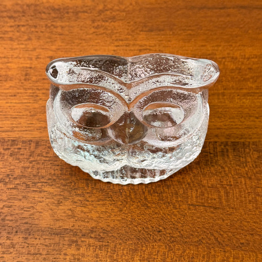 Brutalist glass owl by Lars Hellsten 1970s