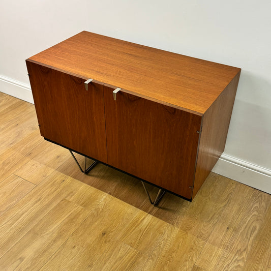 Short 2 door teak sideboard by John & Sylvia Reid for Stag