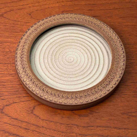 1970s studio dish by Broadstairs pottery