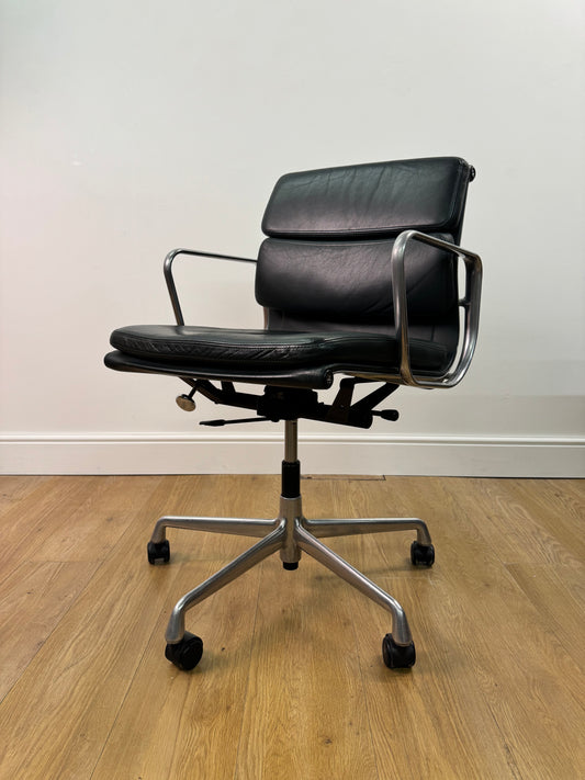 Soft pad chair by Charles Eames for Vitra