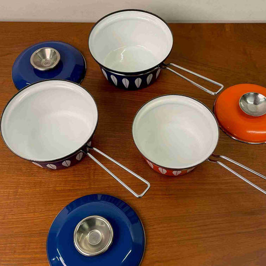Enamel cookware by Catherine Holm Norway