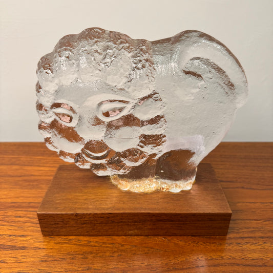 Brutalist glass lion by Lars Hellsten 1970s