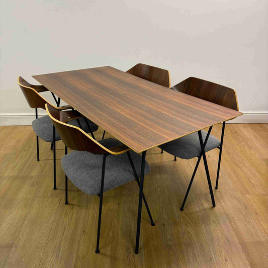 1950s dining table and chairs designed by Robin Day for Hille