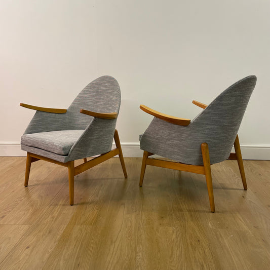 Pair of 1960s beech armchairs from Hungary