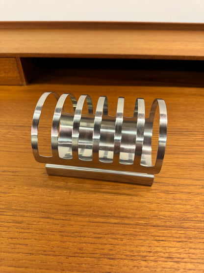 Pinnock toast rack for Nutbrown