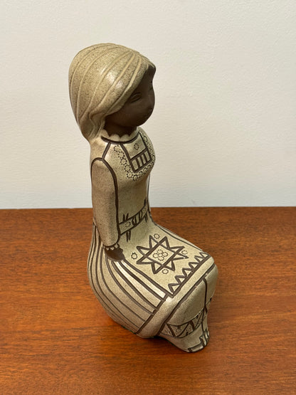 Seated girl by Tekt ceramics USSR 1970s