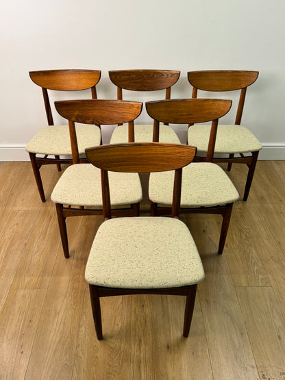 Set of 6 Rosewood dining chairs by Dyrlund Denmark
