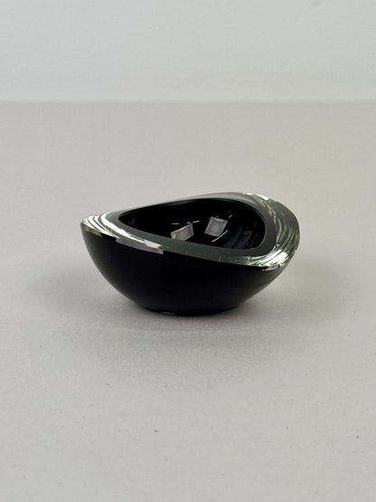 Chestnut bowl designed by Kay Franck for Nuutajarvi Finland