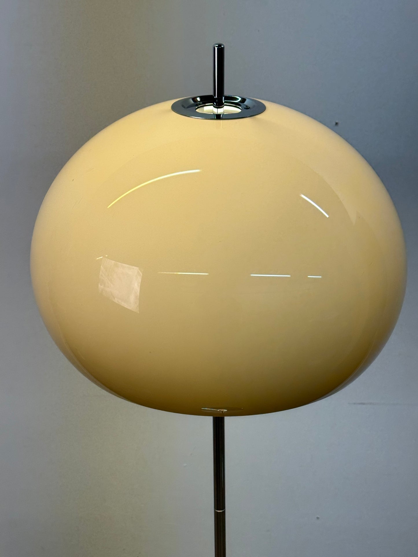 1970s chrome Guzzini style mushroom floor lamp