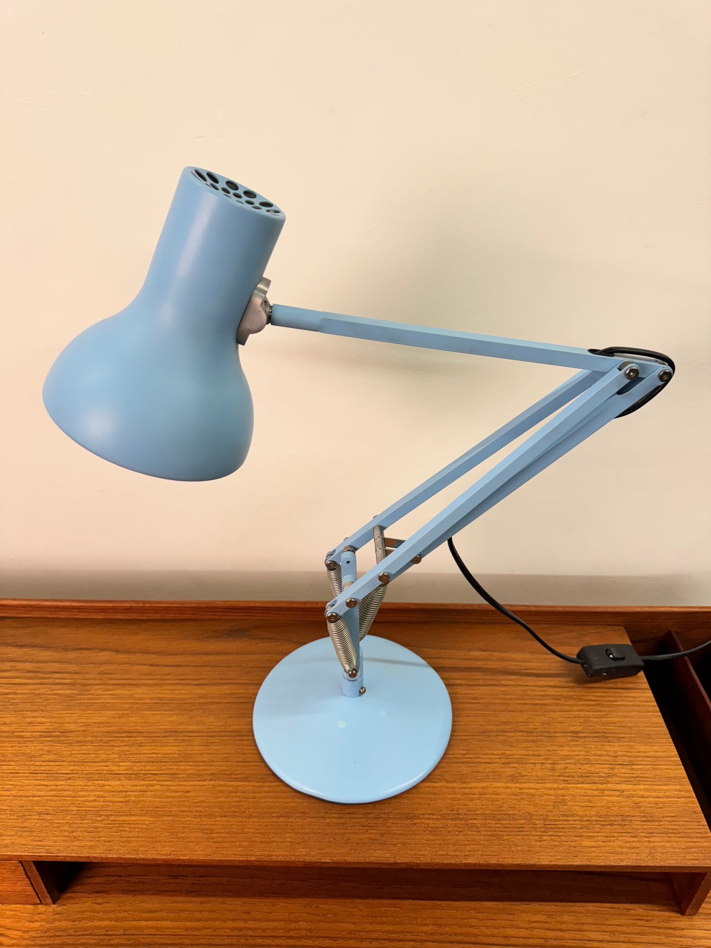 Blue Model 75 mini anglepoise lamp