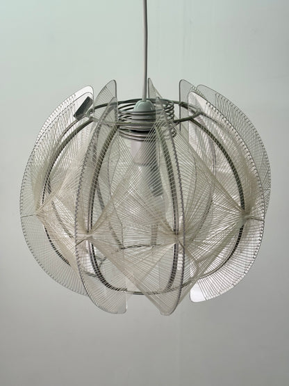 Round string light by Paul Secon