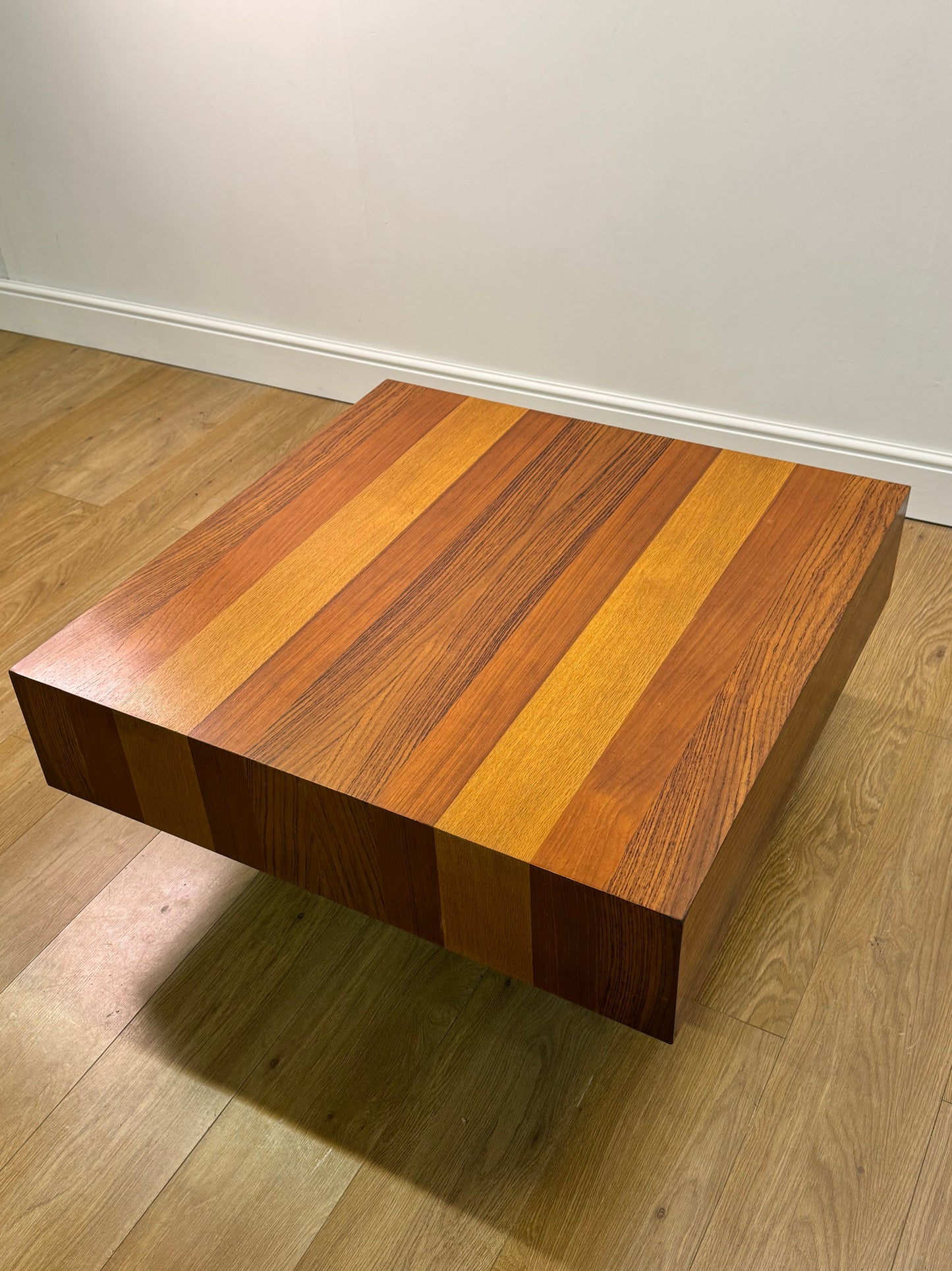 Rosewood coffee table by Dyrlund Denmark