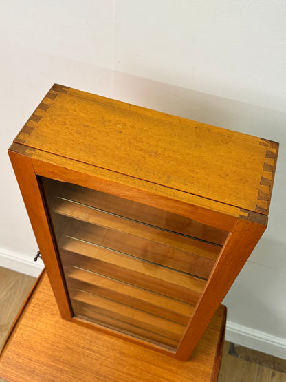 Vintage 1950s wall mounted display cabinet