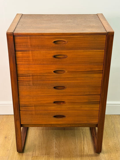 Walnut chest of drawers by Uniflex