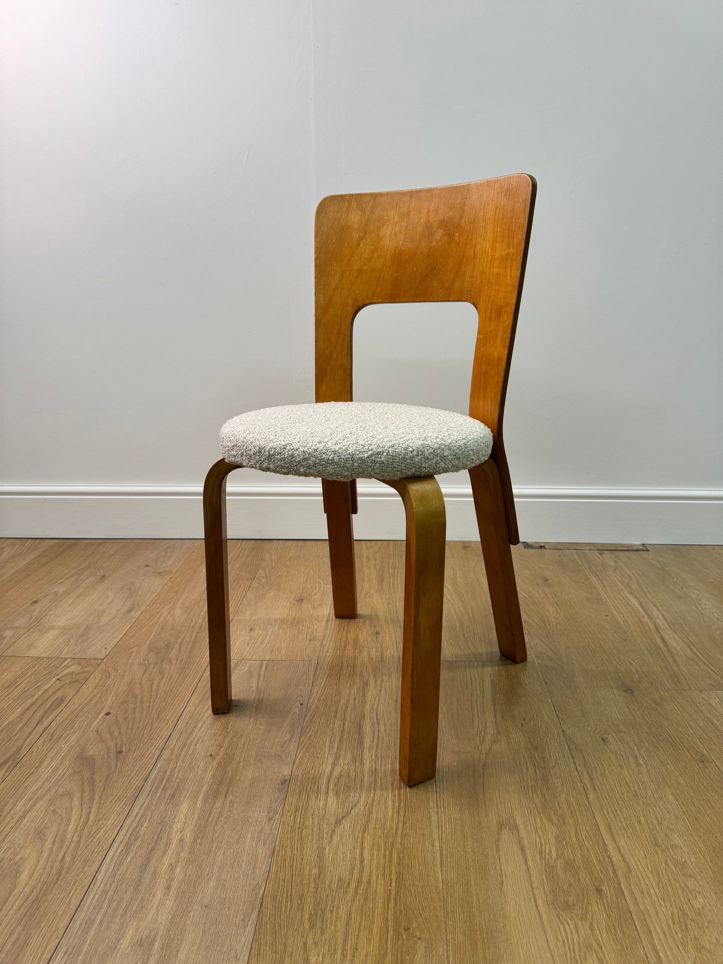 Alvar Aalto model 66 chair for Finmar 1930s