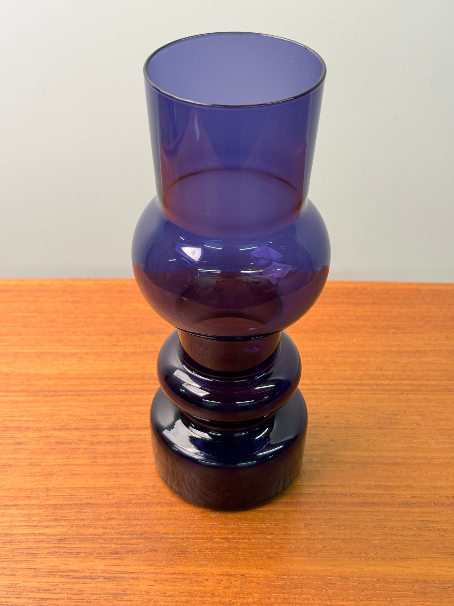 Glass vase designed by Kay Franck for Nuutajarvi Finland