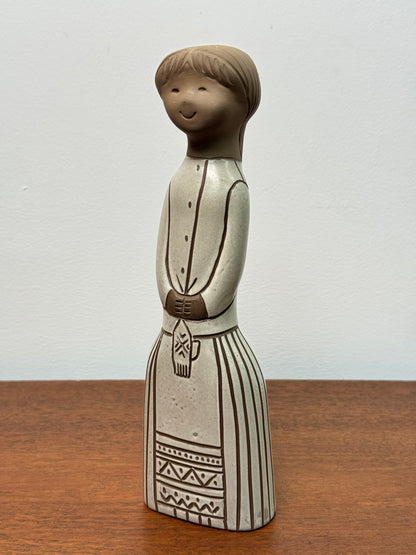 Standing girl by Tekt ceramics USSR 1970s
