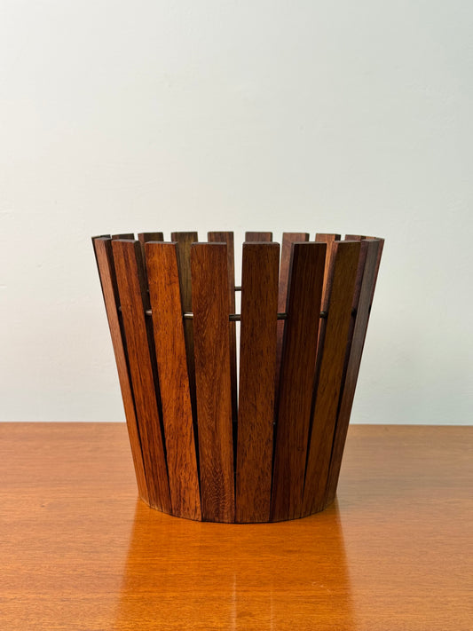 1960s slatted planter by Gladlyn ware