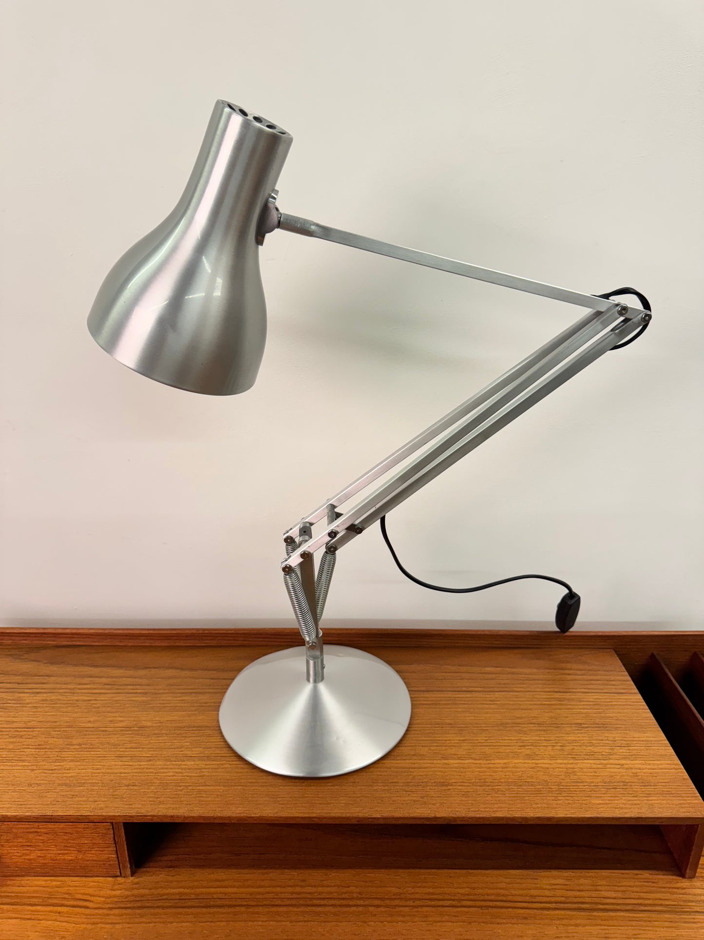 Silver Model 75 anglepoise lamp