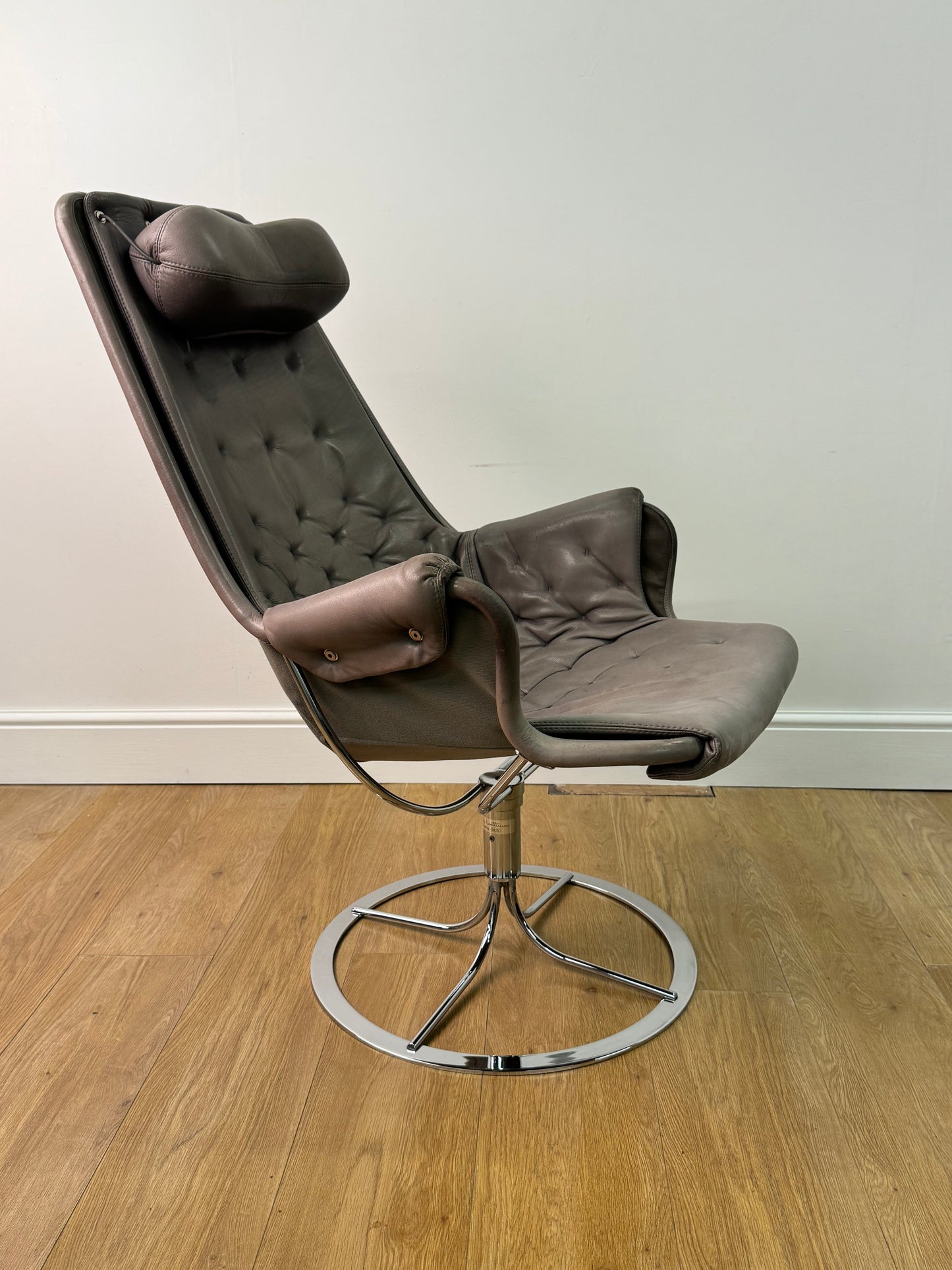 Jetson chair by Bruno Mathsson Sweden