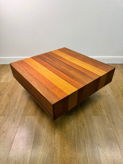 Rosewood coffee table by Dyrlund Denmark