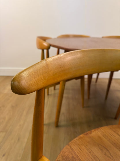 Heart dining table and chairs designed by Hans Wegner