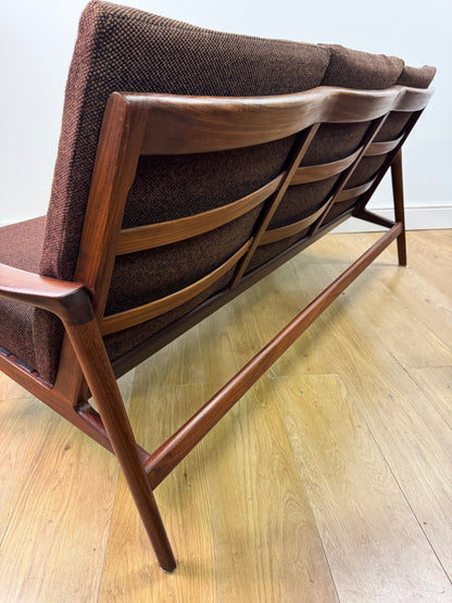 New Yorker sofa by Guy Rogers