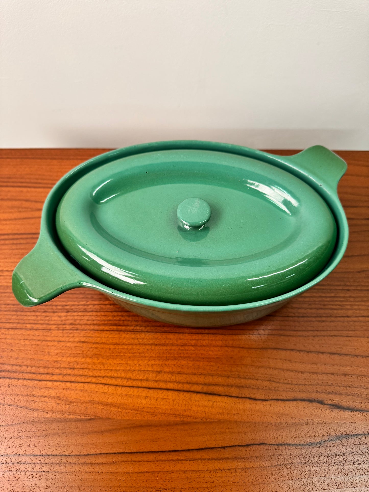 Cast iron ovenware by Radaware