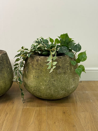 Pair of 1970s Brutalist rounded concrete planters