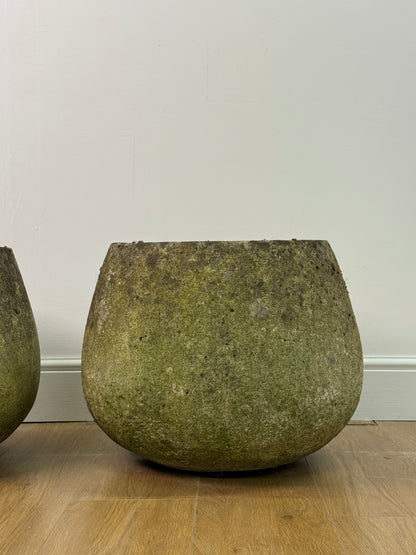 Pair of 1970s Brutalist rounded concrete planters