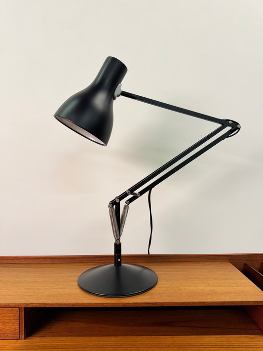 Black Model 75 anglepoise lamp