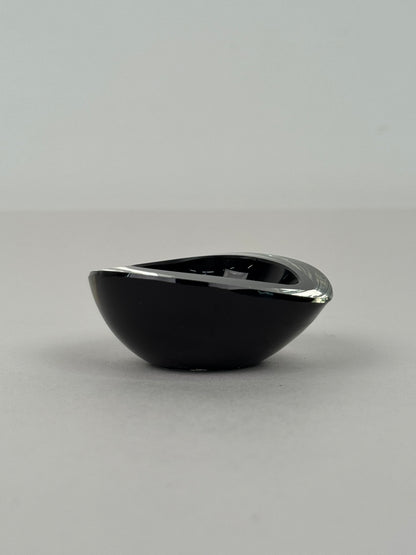 Chestnut bowl designed by Kay Franck for Nuutajarvi Finland