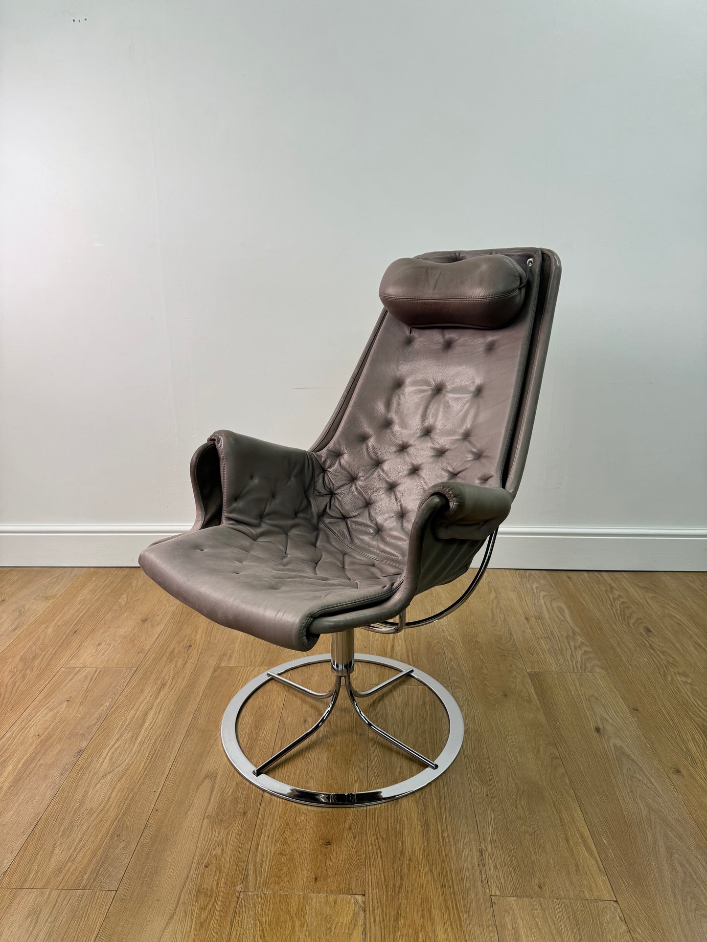 Jetson chair by Bruno Mathsson Sweden