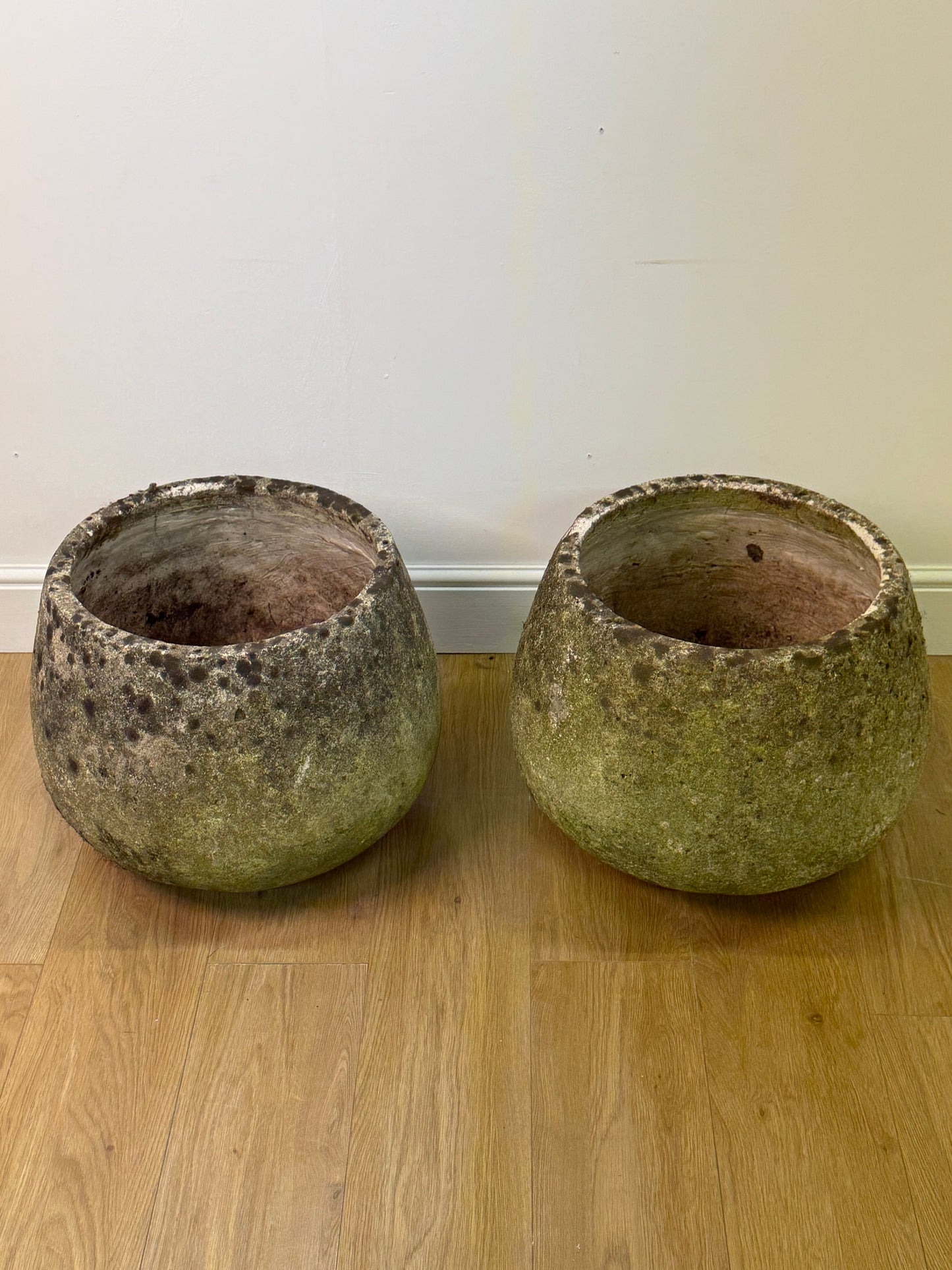 Pair of 1970s Brutalist rounded concrete planters