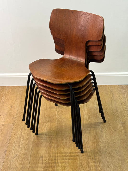 Set of 6 teak hammer chairs by Arne Jacobsen