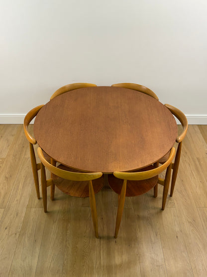 Heart dining table and chairs designed by Hans Wegner
