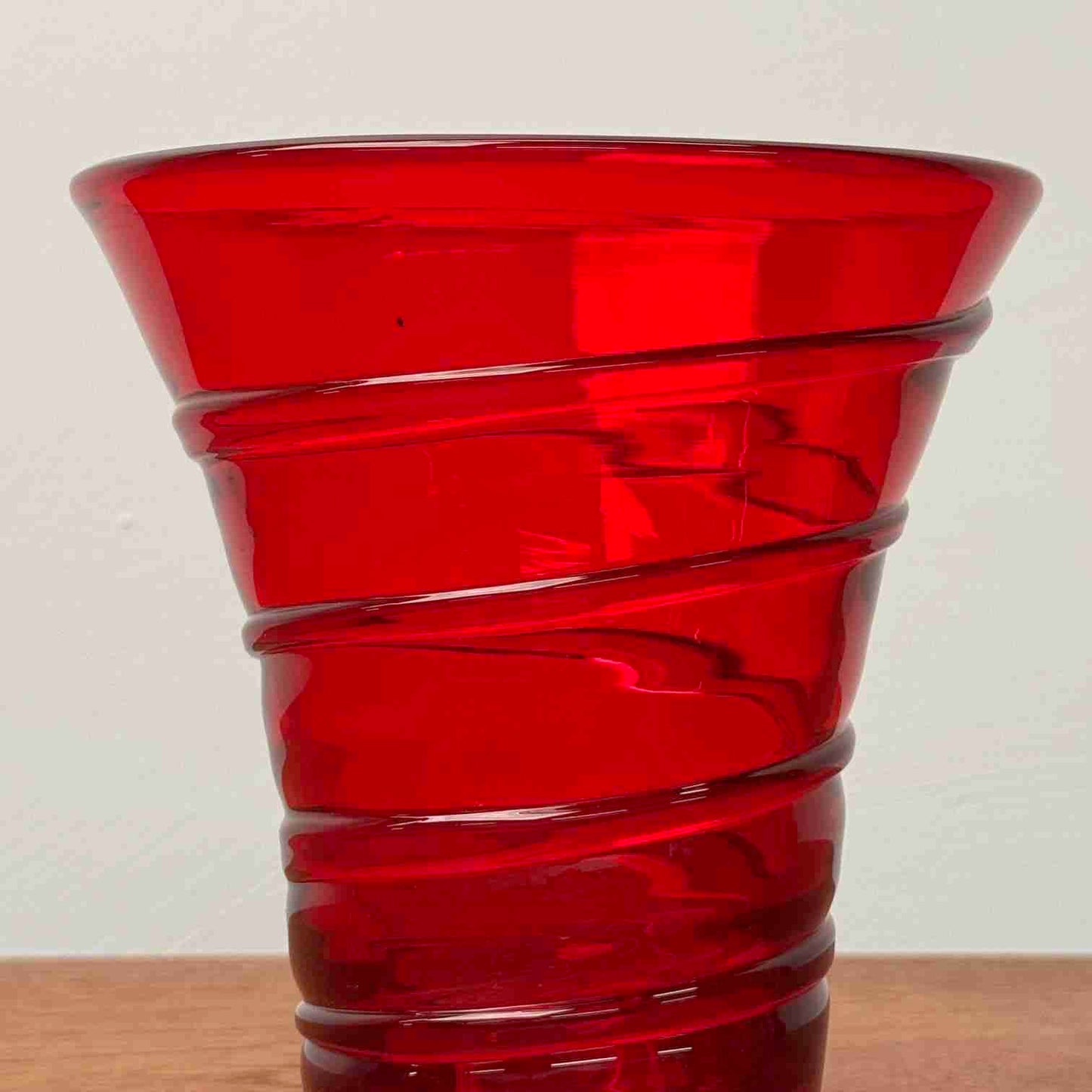 Whitefriars ruby ribbon trail footed vase